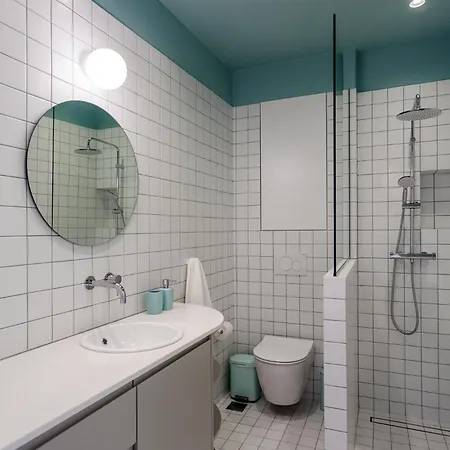 Apartment Hidden Gem - Elegant 2 Bedroom Flat